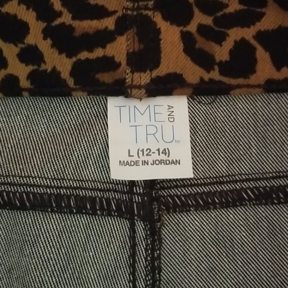 Time And Tru High Rise Jegging Cheetah - Picture 8 of 10
